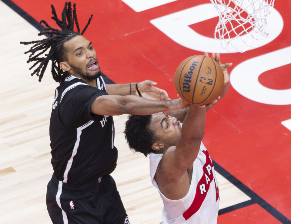 LjRIw, 与篮网队球