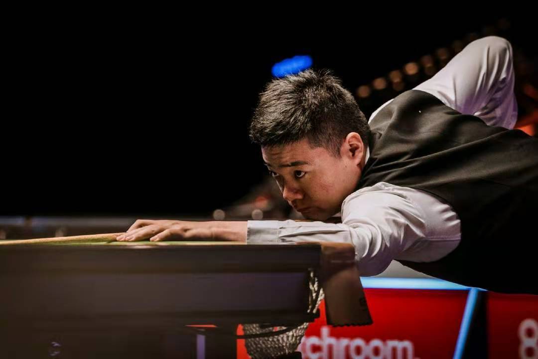 局霍师傅单, 连轰, 斯诺克西安